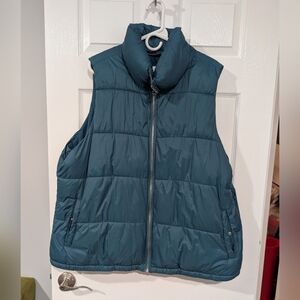 Old Navy Teal Blue Puffer Vest in Size XXL